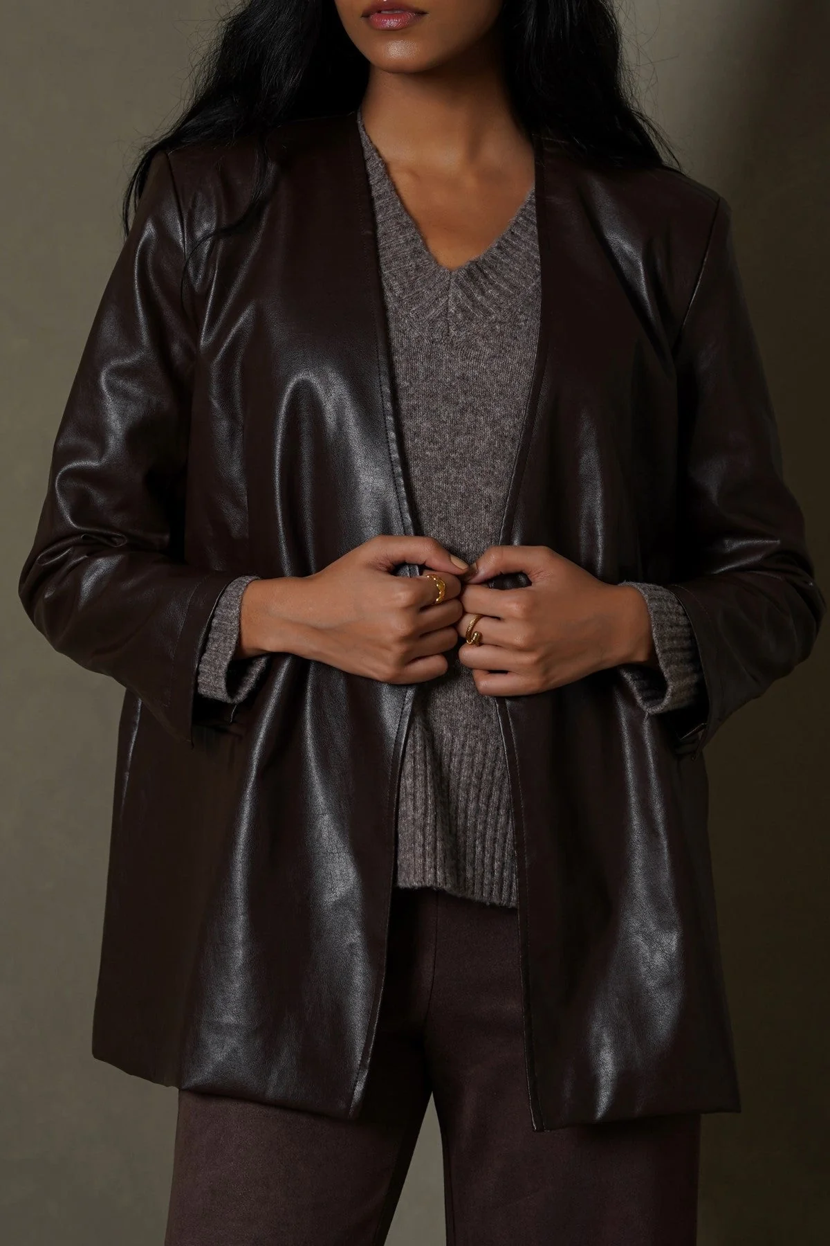 COLLARLESS LEATHER BLAZER
