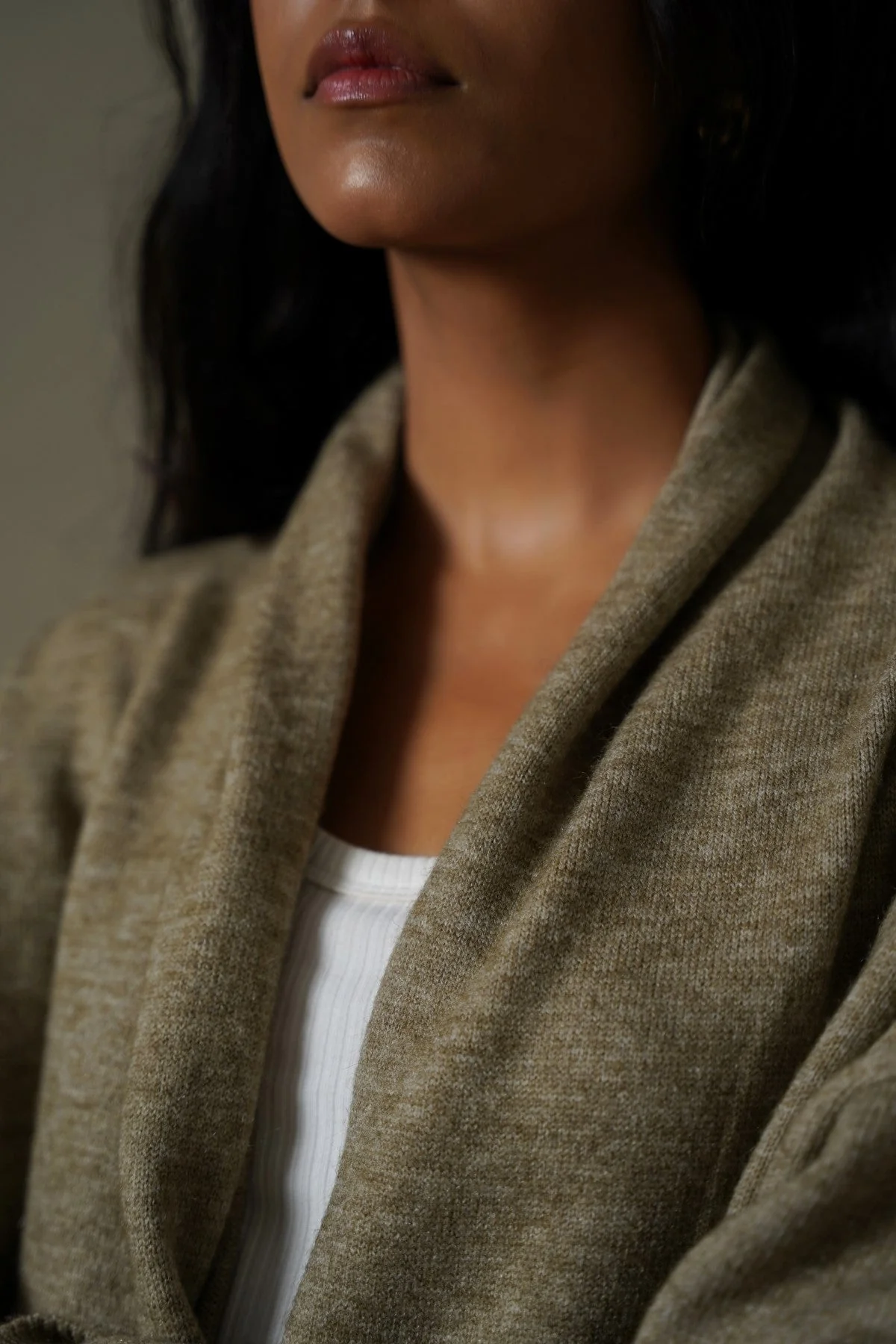THE MOM CARDIGAN - Image 3
