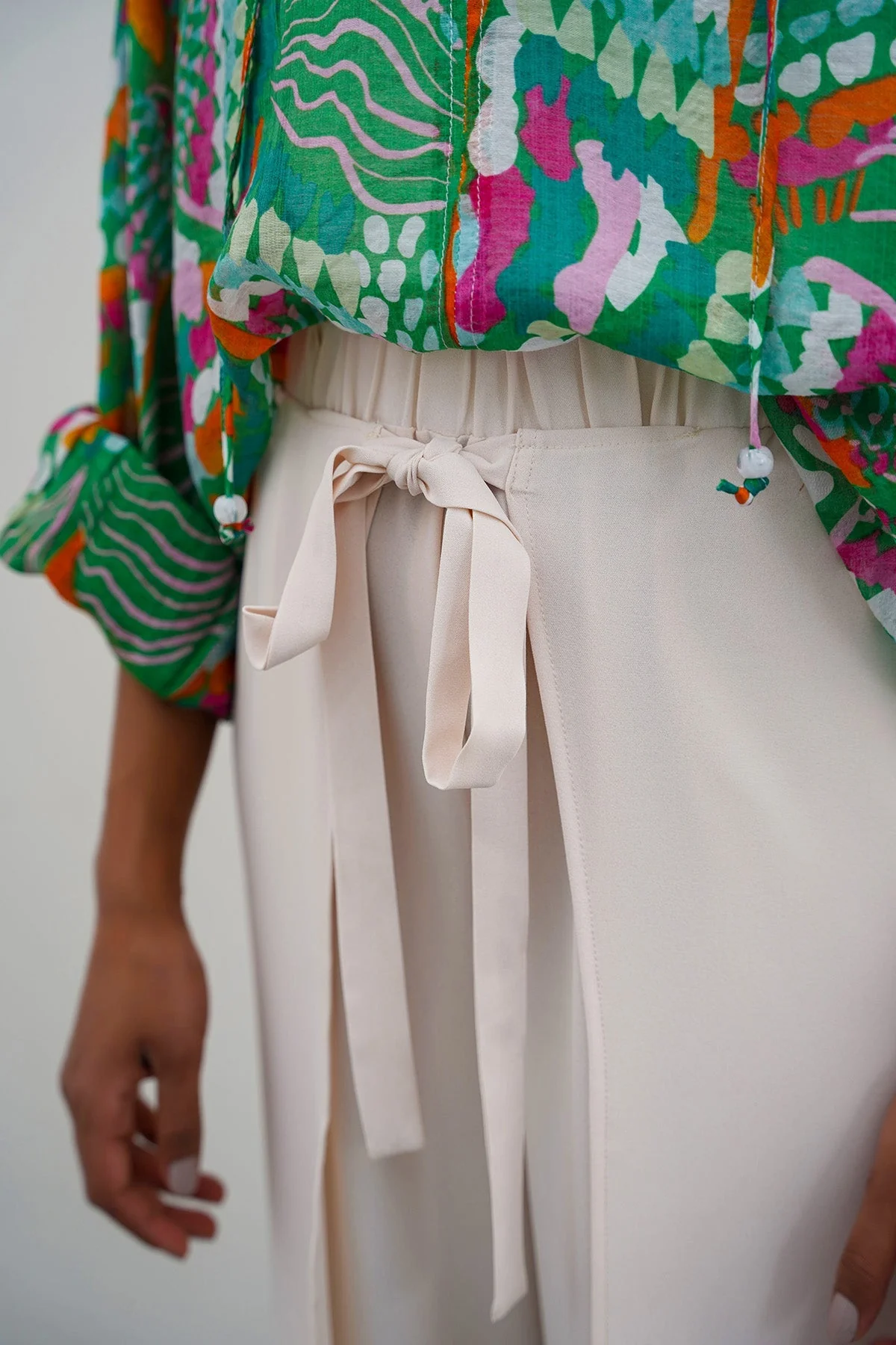 TIE-AROUND RESORT PANTS - Image 3