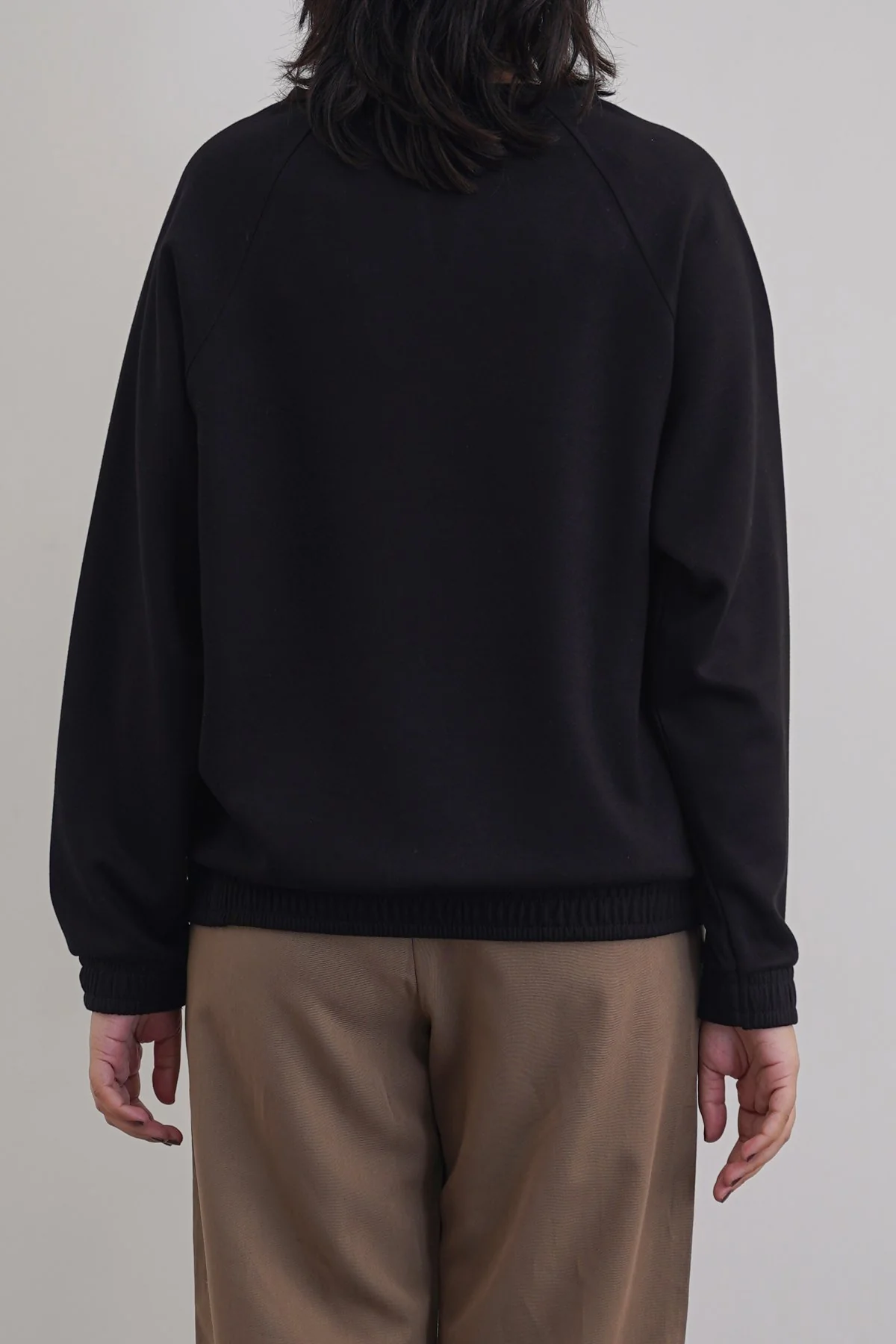 V-NOTCH PULLOVER - Image 4