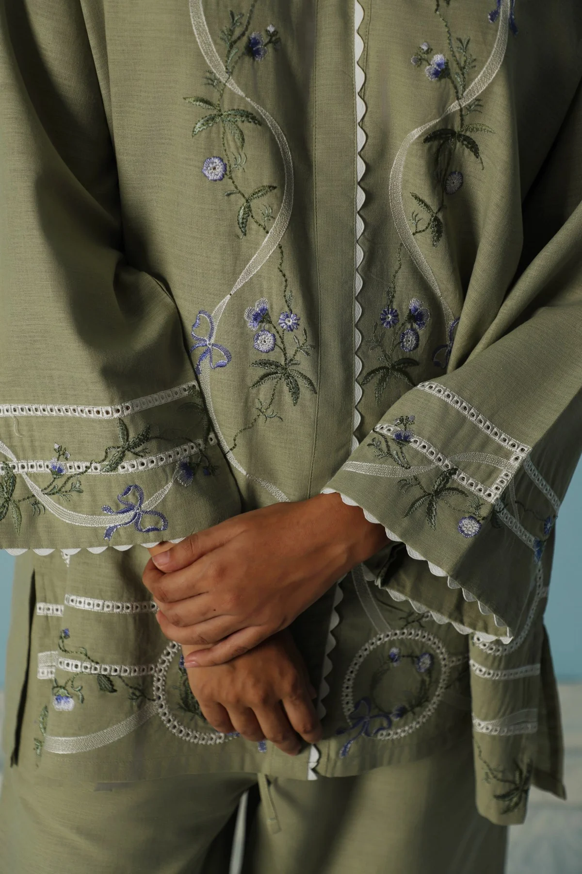 VIOLA AND SAGE EMBROIDERED SHIRT - Image 4
