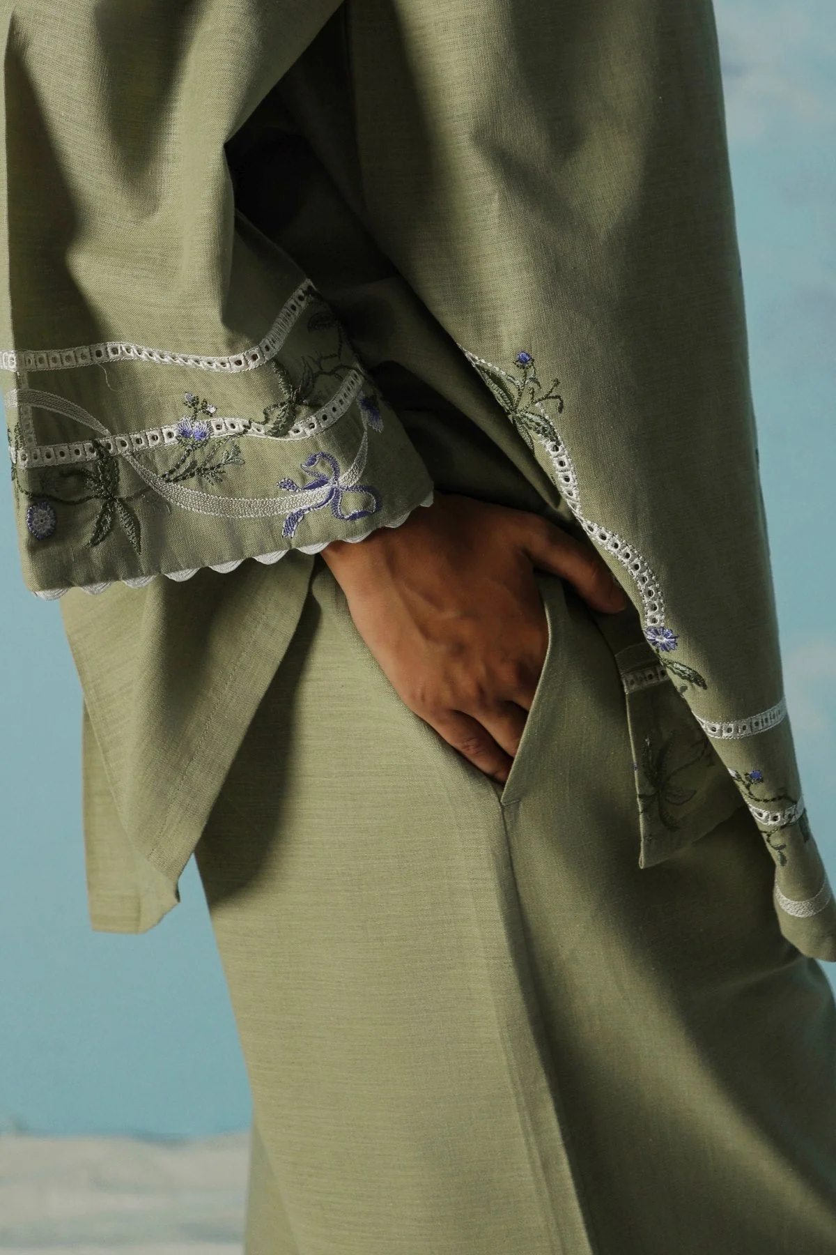 VIOLET AND SAGE EMBROIDERED CULOTTES - Image 3