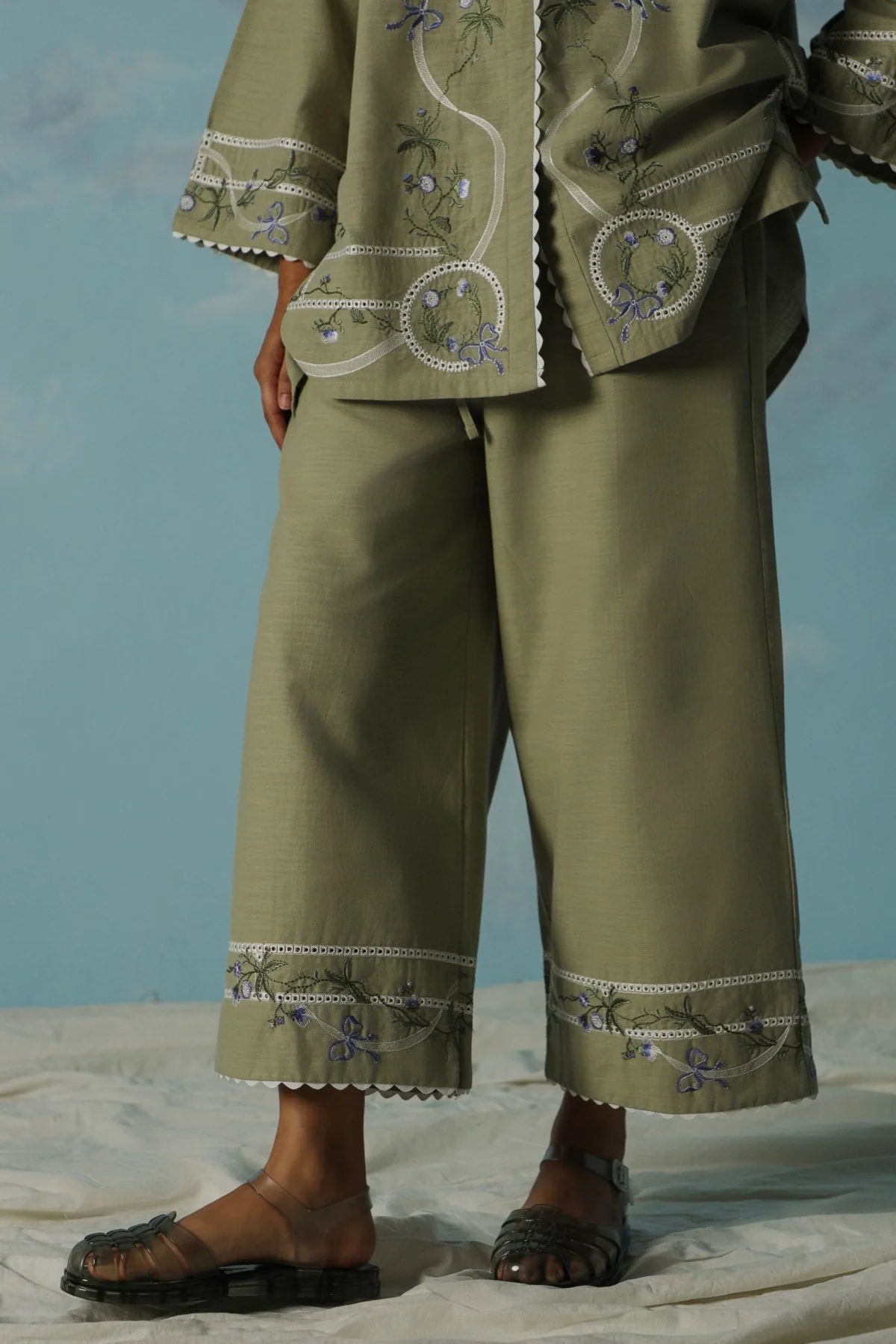 VIOLET AND SAGE EMBROIDERED CULOTTES - Image 4