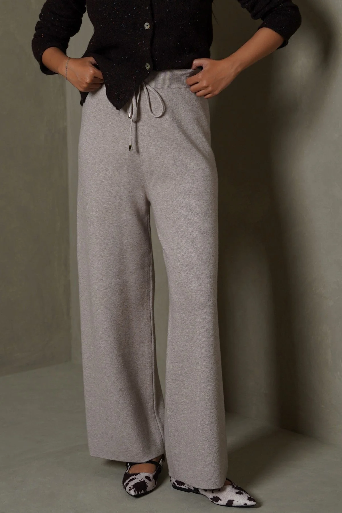 WEEKEND LOUNGE PANTS