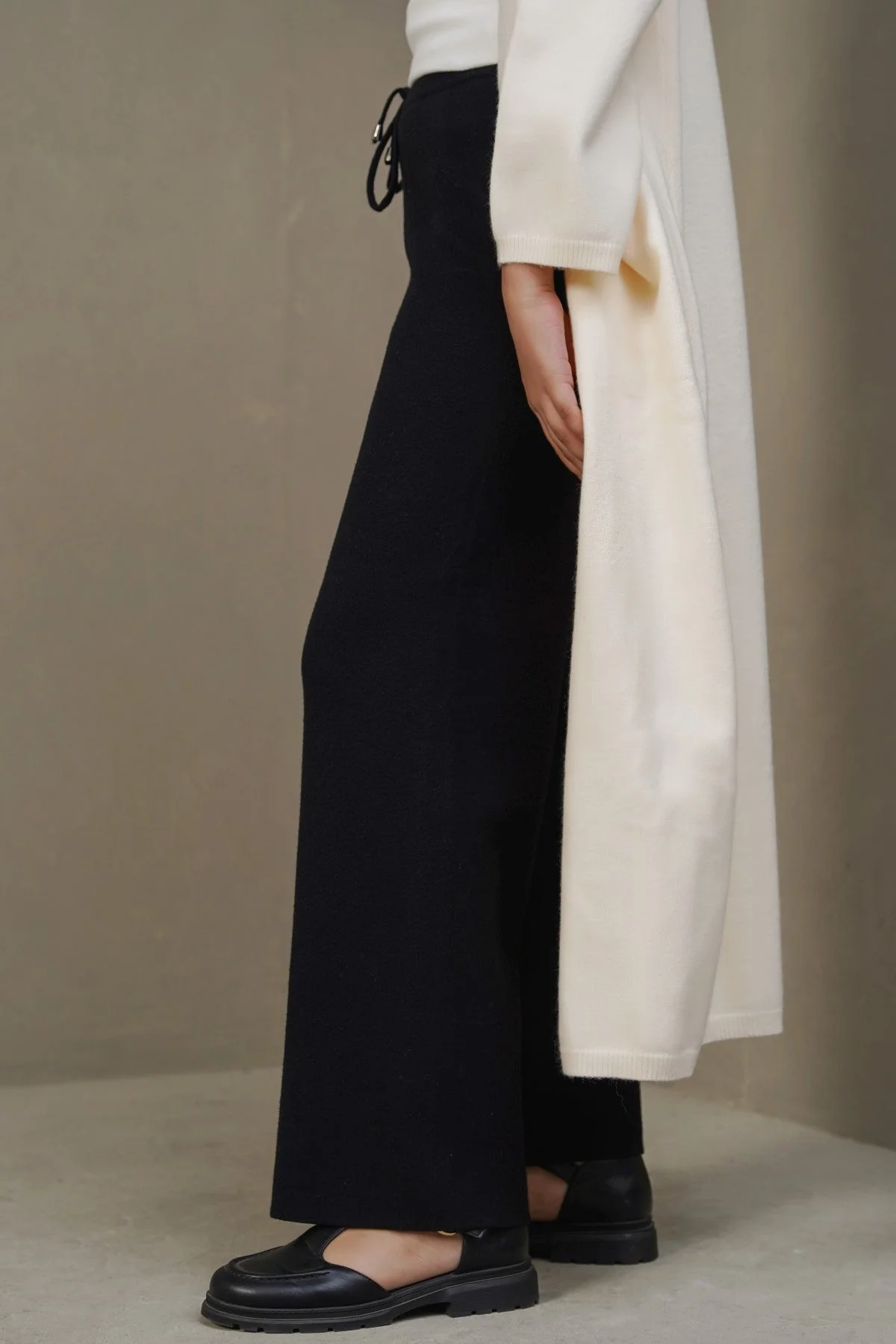 WEEKEND LOUNGE PANTS - Image 3