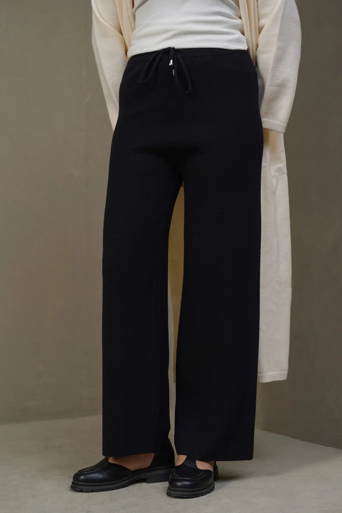 WEEKEND LOUNGE PANTS - Image 4