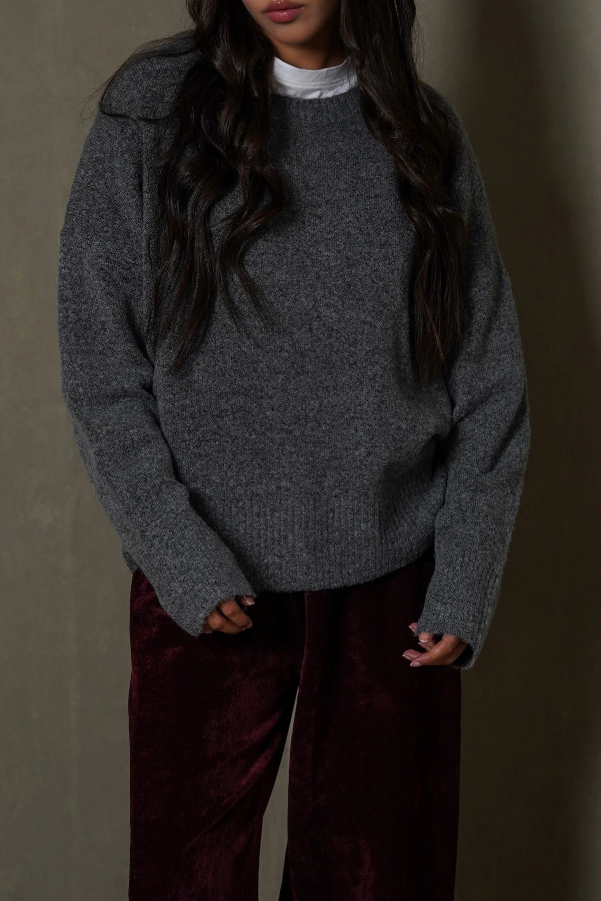 FINE KNIT SWEATER - Image 7